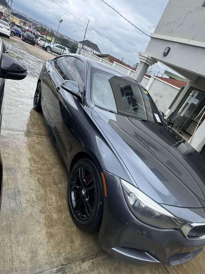 2015 BMW 328i Gran Turismo xDrive, Ash (dark grey)