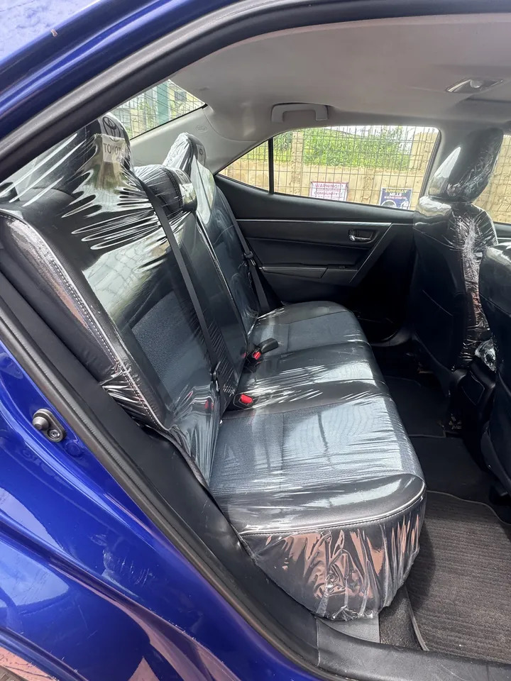 Toyota Corolla S, 2015, blue, interior rear seats, photo 9 of 9