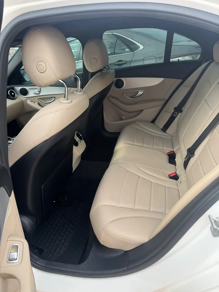 2016 Mercedes-Benz C300 4MATIC, white, interior rear seats, photo 6 of 7
