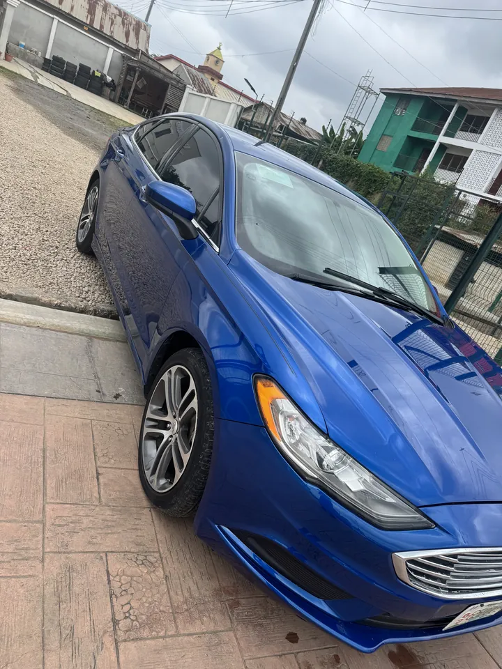 2017 Ford Fusion SE, Blue
