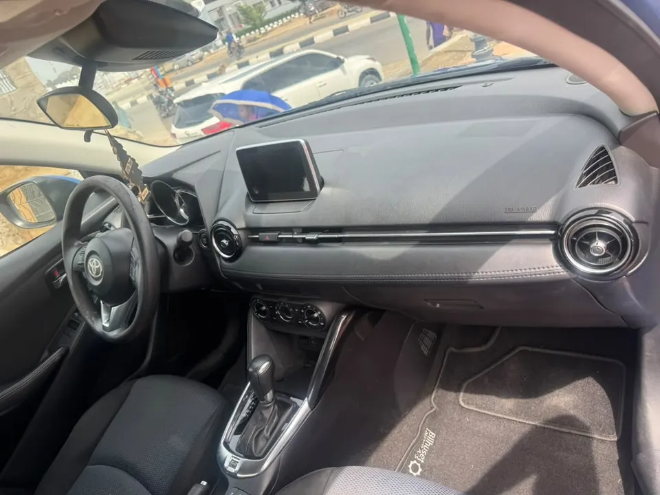 2018 Toyota Yaris iA, blue, interior dash, photo 6 of 8